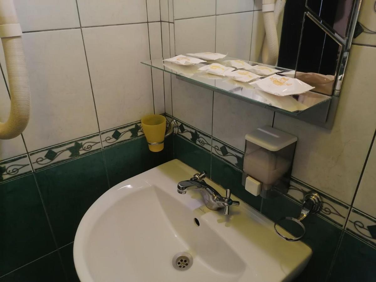 Argo Premium Otel Lviv Dış mekan fotoğraf